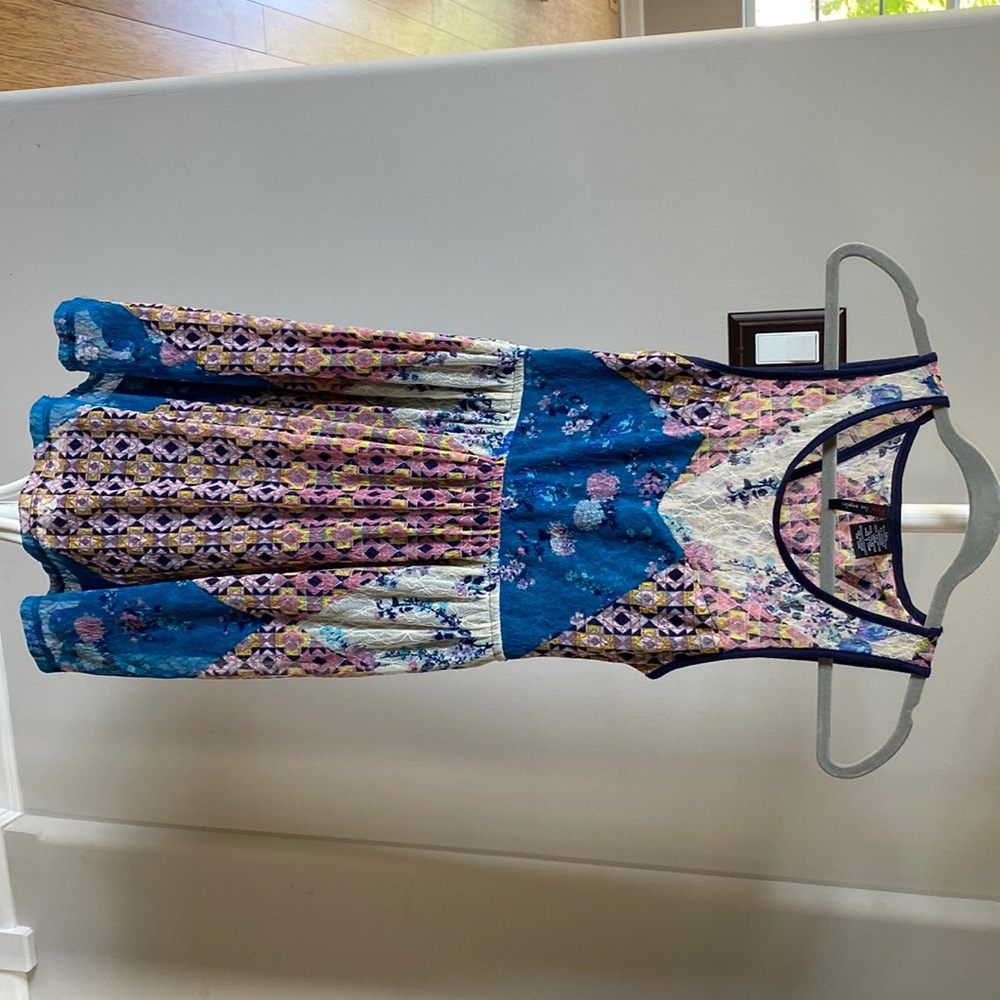 SUPER CUTE DRESS